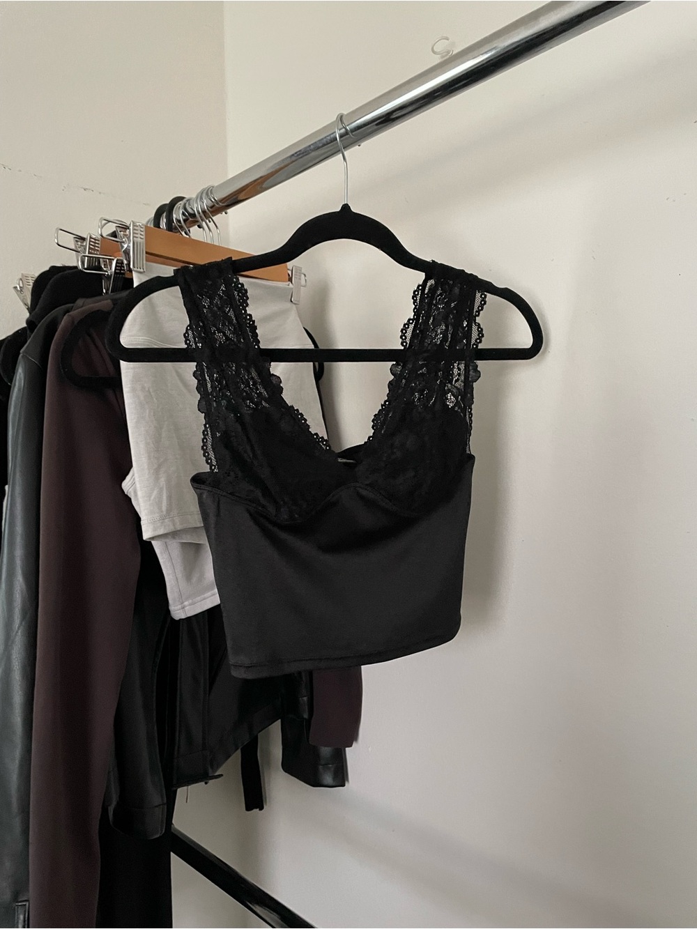 3/$15 Black Lace Trim Cropped Tank Top